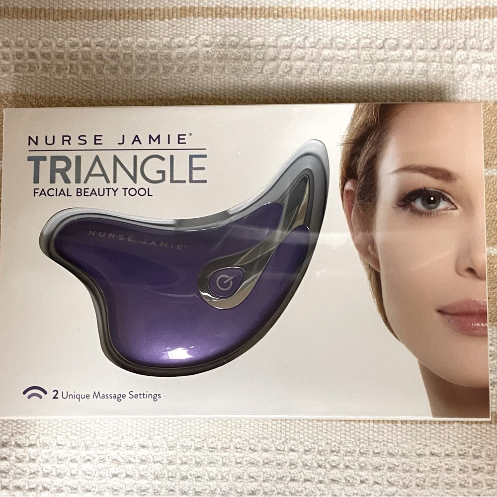 NIB Nurse Jamie Triangle Facial Beauty Tool Purple